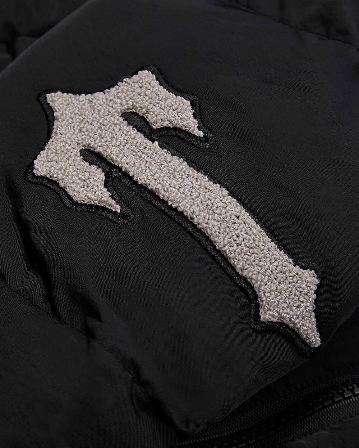 Trapstar London Irongate Chenille Sleeve Puffer Černé | TS-65430